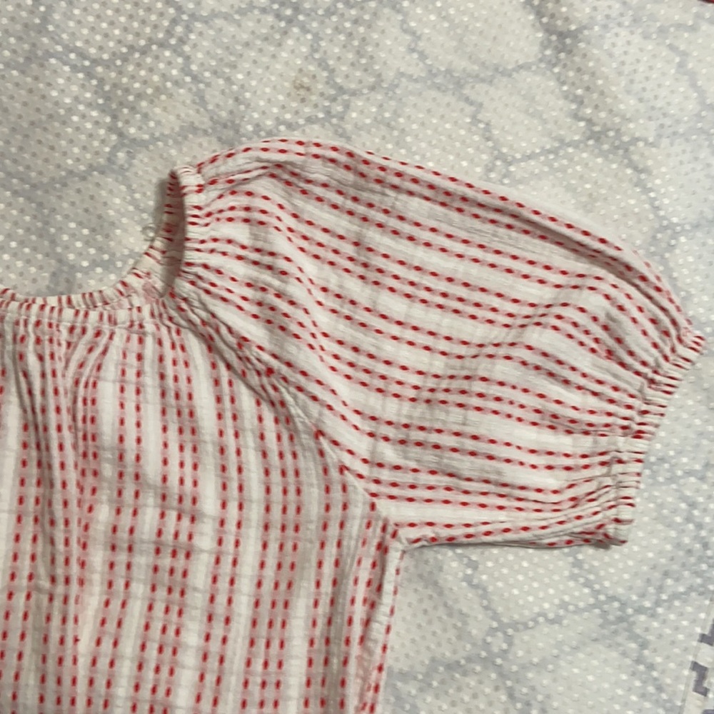 Universal Thread Top - Picture 2 of 7